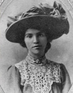 Walters wife Edith Ada Emms